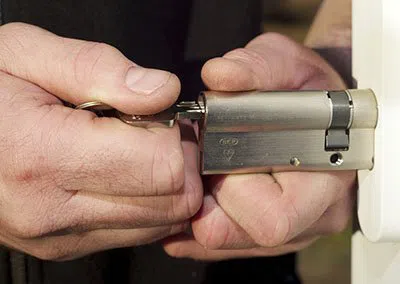 Super Locksmith Services Monrovia, CA 626-264-9913 Super Locksmith Services Monrovia, CA 626-264-9913 - 29-10